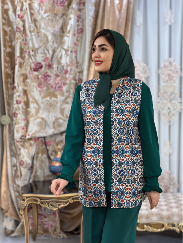 وست زنانه مخمل طرح گیتی