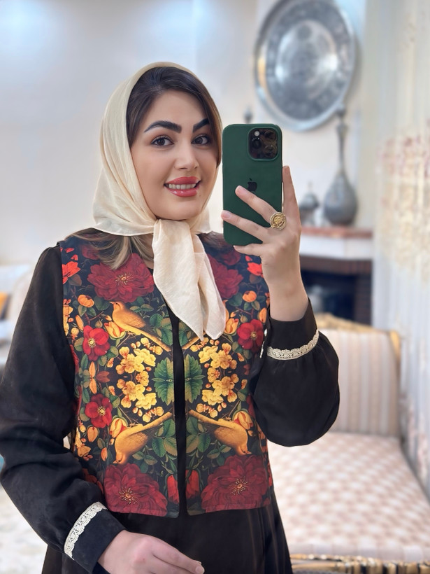جلیقه زنانه کرپ مازراتی طرح نغمه