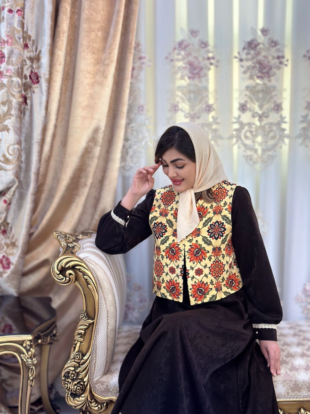 جلیقه زنانه کرپ مازراتی طرح گلنار