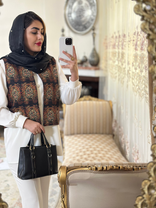 جلیقه زنانه کرپ مازراتی طرح میراث