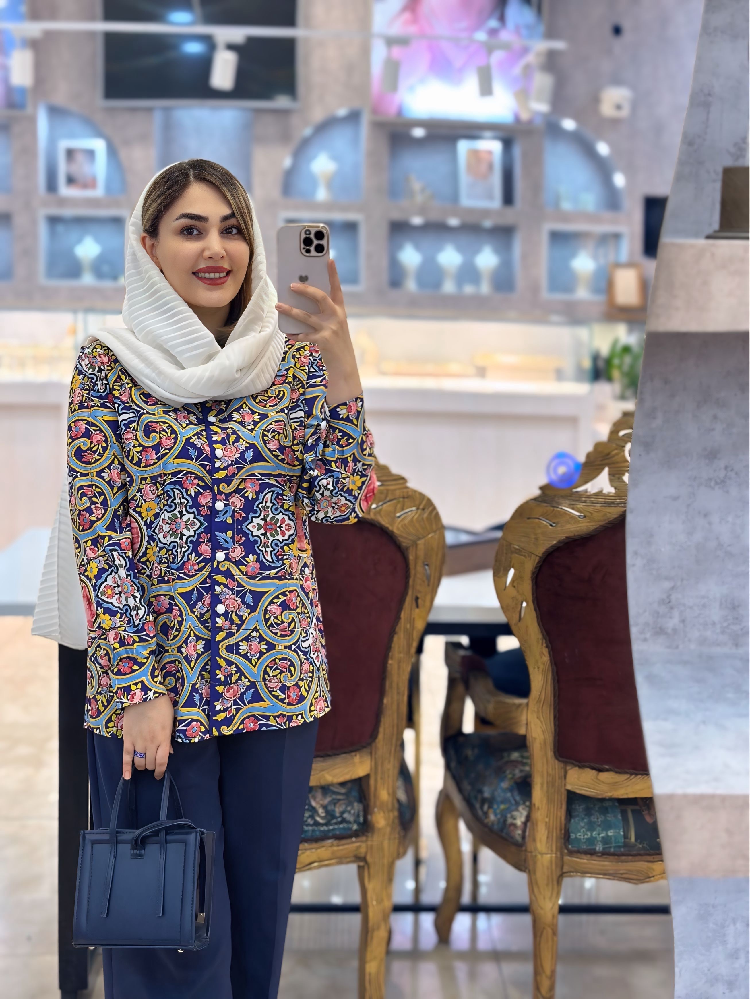 شومیز زنانه کرپ نخ طرح شیراز