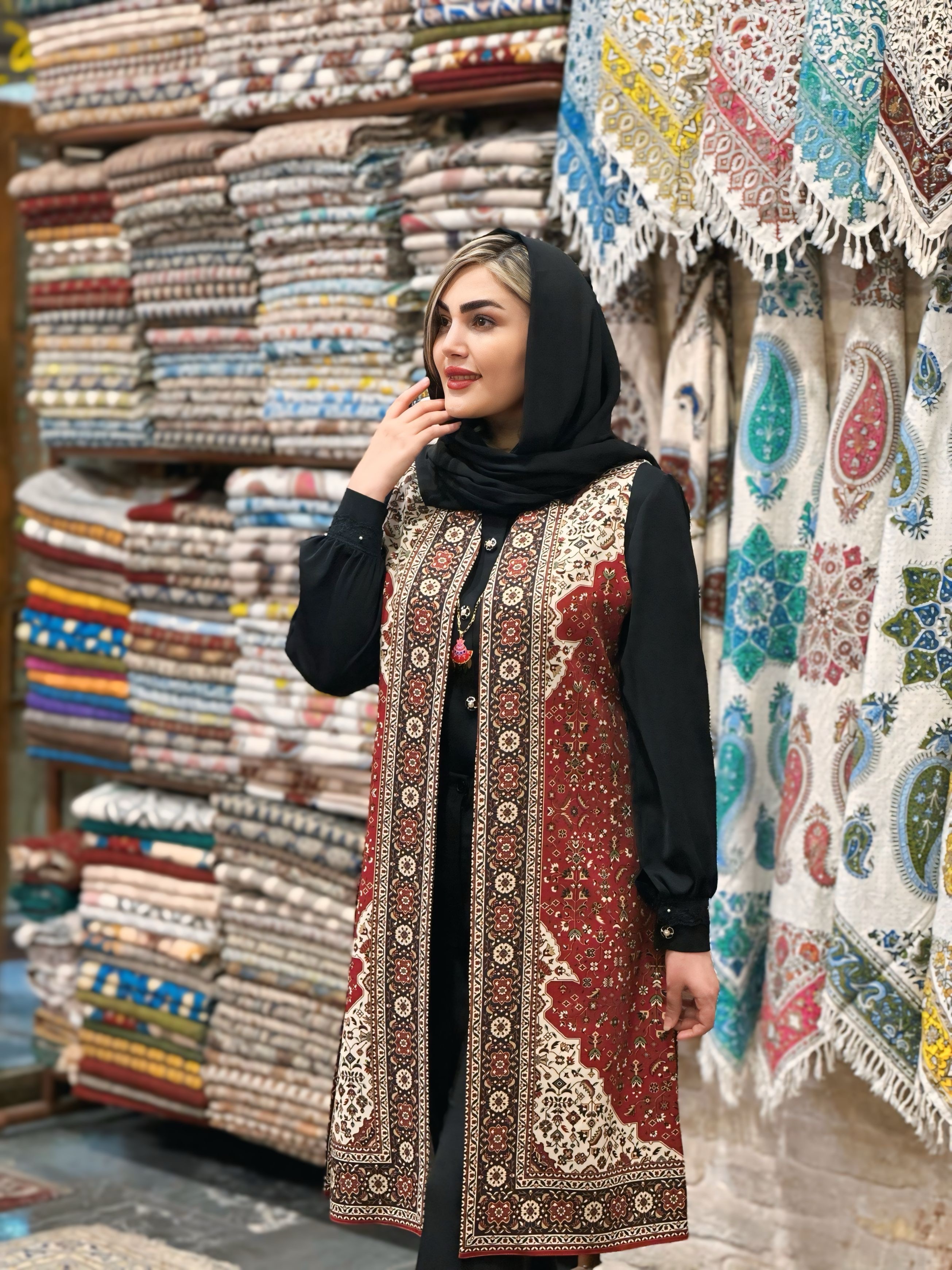 وست بلند زنانه کرپ مازراتی طرح فرش صفوی